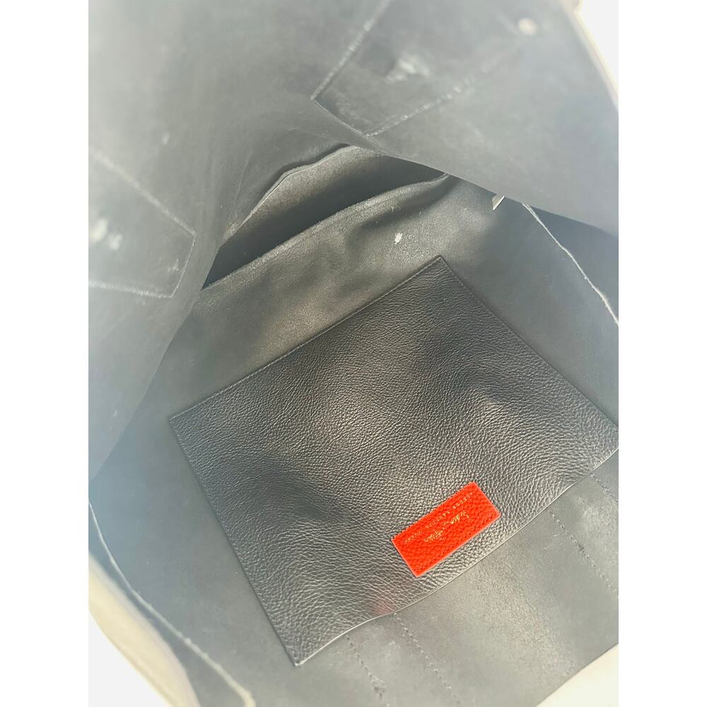 India Hicks Solitaire Leather Tote Bag Black with Brushed Gold Accents Flawed - Picture 6 of 11